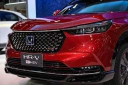 1-1750154863-139-width740height495 Honda HR-V e:HEV RS và nhiều mẫu hybrid dần được lòng người Việt