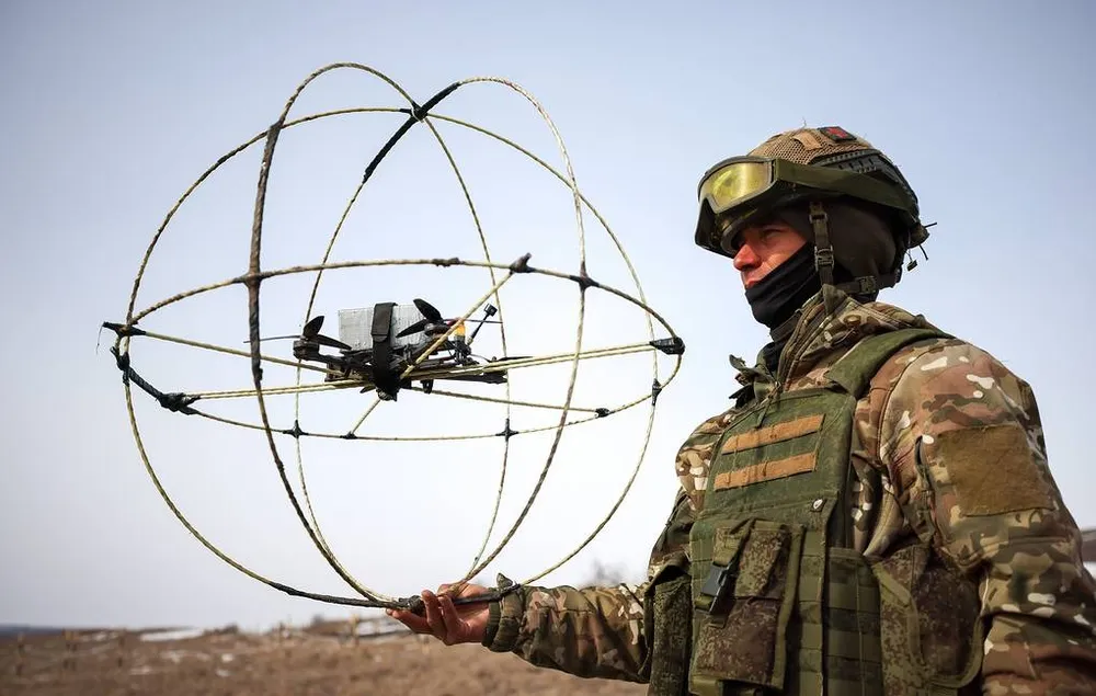 Tổng thống Nga Vladimir Putin thông báo Moscow đang trong quá trình thành lập lực lượng máy bay không người lái (UAV) như một nhánh riêng của quân đội nước này. Ảnh: TASS