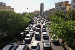1750144375-28-thumbnail-width740height495_anh_cat_3_2 Người Iran lũ lượt rời thủ đô Tehran