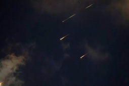 1750298426-775-thumbnail-width740height495_anh_cat_3_2 Iran đánh rát Israel, Mỹ tăng áp lực
