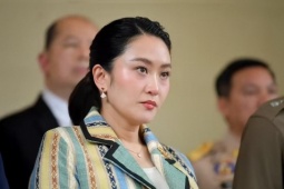 1751100128-868-thumbnail-width740height495_anh_cat_3_2 Biểu tình lan rộng ở Thái Lan, chính phủ của bà Shinawatra gặp nhiều khó khăn