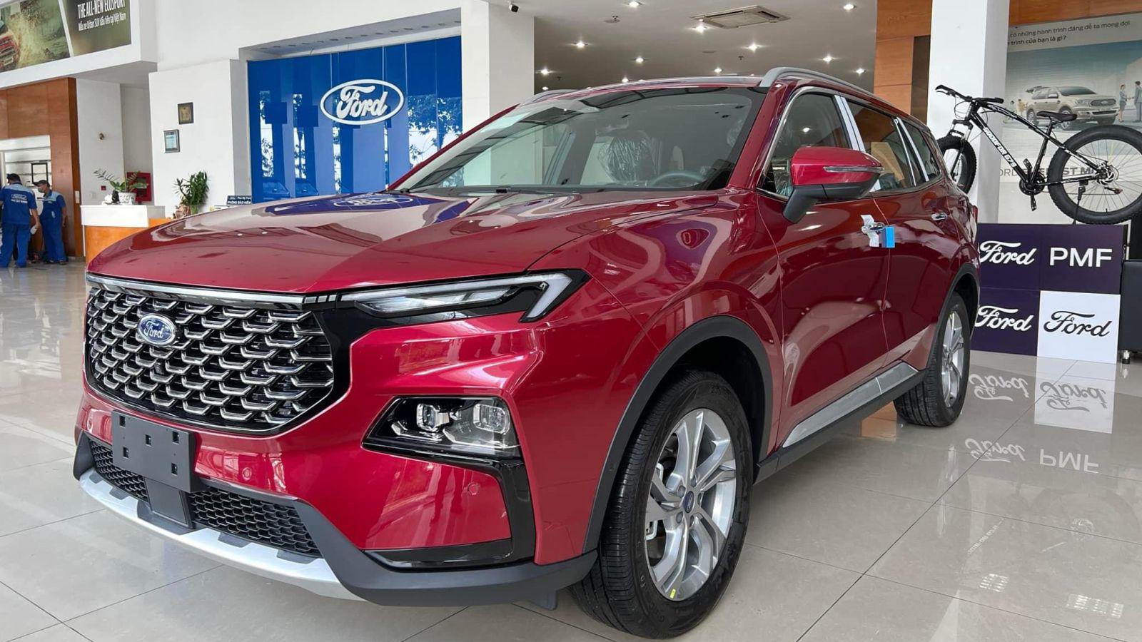 Tăng sức ép với Mazda CX-5, Ford Territory tiếp tục giảm giá mạnh - 1