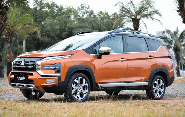 5-1750249790-656-width740height470 Giá xe Mitsubishi Xpander Cross tháng 6/2025, hỗ trợ 50% phí trước bạ - 4