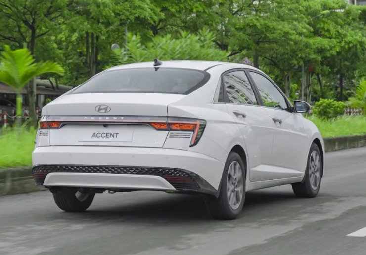 accent5-1750413793-243-width740height515 Honda City, xe của người dám khác: Chọn cảm giác lái, bỏ qua "cơn lốc" giá rẻ? - 5