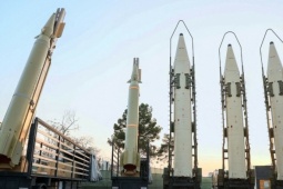 adt1750747113-afp-22-33rz3wm-v1-previe-4956-3973-0__anh_cat_3_2 Iran tuyên bố 'ép kẻ thù phải ngừng bắn'