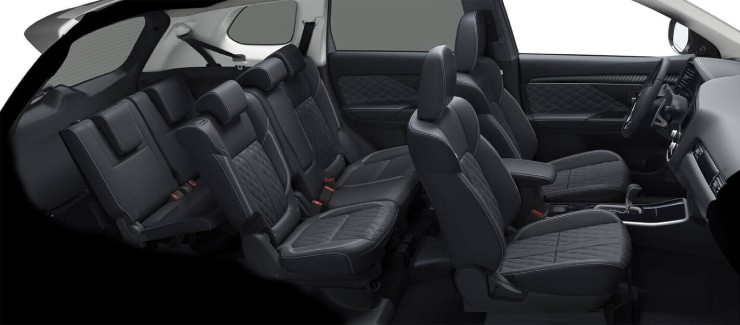 aoutlander1-1751124523-564-width740height325 CX-5, Outlander: Xe Nhật "sang hóa", chủ xe Việt có thực sự cần? - 7