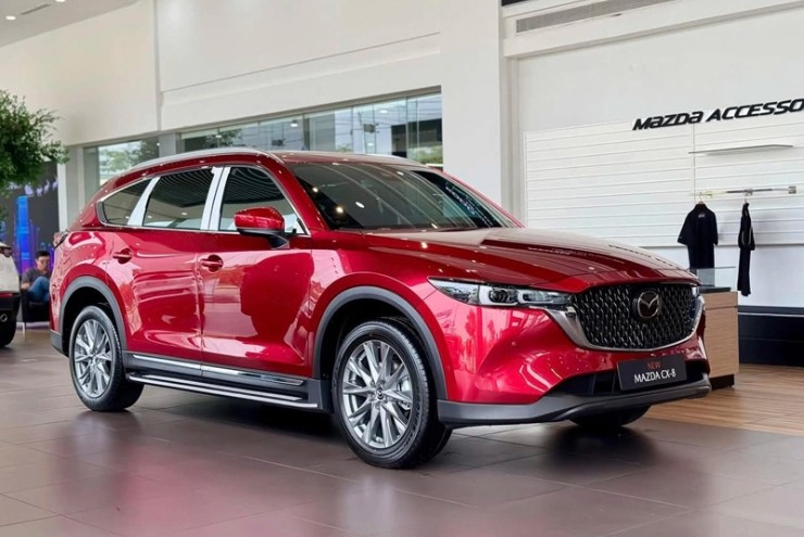 banner-layout-24-19-6-hai-mau-suv-7-cho-dang-gom-trong-tai-chinh-duoi-1-ty-3-1750231685-25-width740height495 Hai mẫu SUV 7 chỗ đáng gờm trong tài chính dưới 1 tỷ - 2