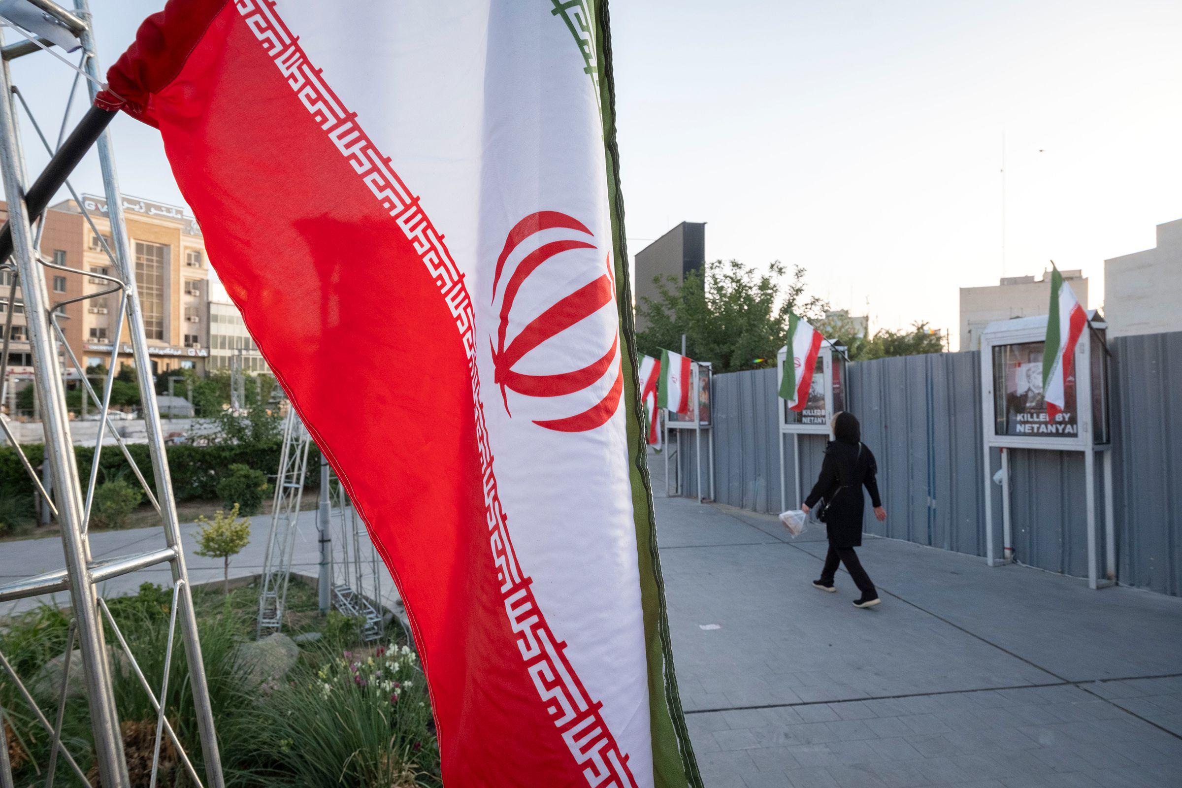 Mỹ sẵn sàng tìm kiếm một thỏa thuận với Iran, miễn là Tehran cam kết không tự làm giàu uranium. Ảnh: CNN.