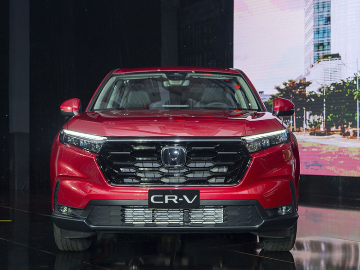 crvhotnew3-1749816099-257-width740height555 Honda CR-V, Mazda CX-5: Chủ xe Việt đau đầu giữa bảo dưỡng hãng và ngoài hãng - 4