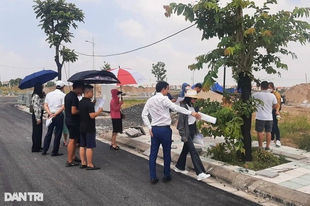 Hà Nội: Không để vi phạm về đất đai, xây dựng khi sắp xếp đơn vị hành chính - 1 Hà Nội: Không để vi phạm về đất đai, xây dựng khi sắp xếp đơn vị hành chính - 1