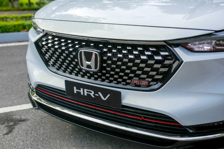 honda2-1750519483-855-width740height493 Hyundai Creta có những “vũ khí” đáng gờm nào khi so kè Honda HR-V? - 11
