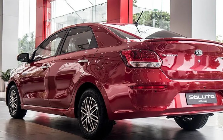 Sedan phổ thông KIA Soluto có nhiều ưu điểm sao doanh số vẫn ì ạch? - 6