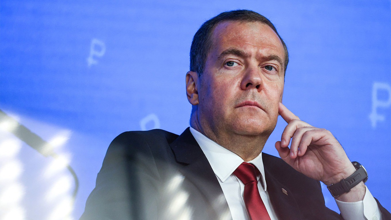Phó Chủ tịch Hội đồng An ninh quốc gia Nga Dmitry Medvedev. Ảnh: TASS