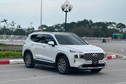 xe-2-1749724471-987-width740height495 Hyundai Santa Fe máy dầu cũ bán lại với giá không tưởng