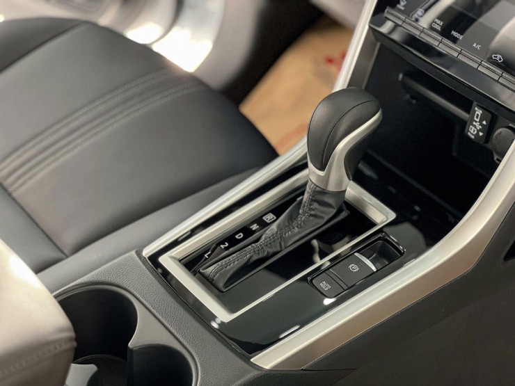 xpan9-1750119516-172-width740height555 Ngắm dòng MPV Mitsubishi Xpander 2025 AT Premium, giá từ 658 triệu đồng - 9